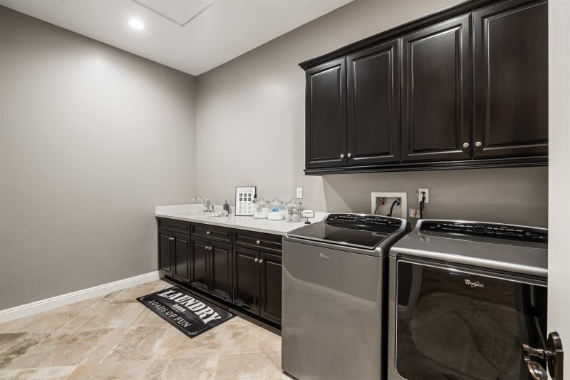 Selena Place - Image 39