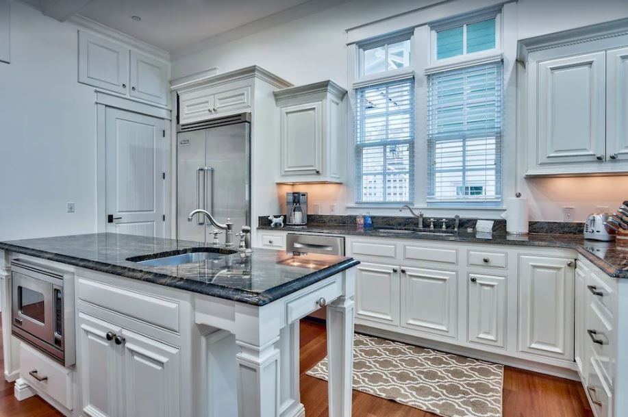 Water House - Image 10