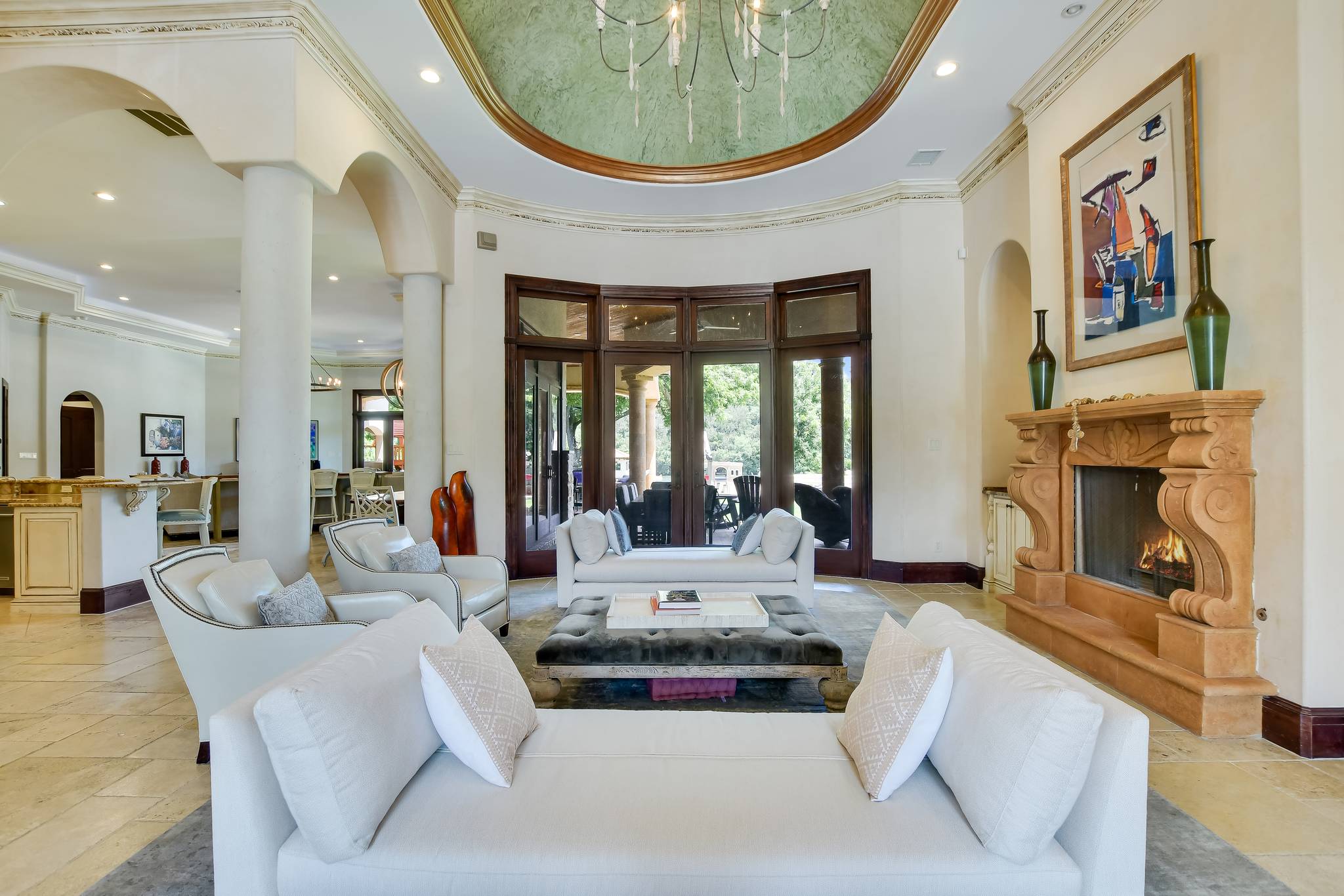 Catalpa Manor - Image 2