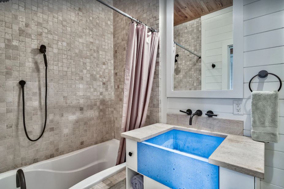 Providence Place - Image 26