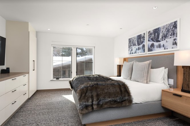 Spring Home - Image 8