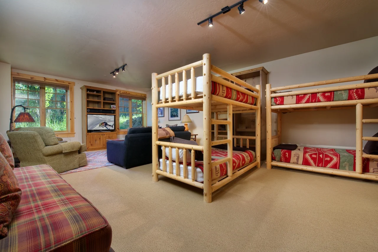 Yellow Rail House - Image 11