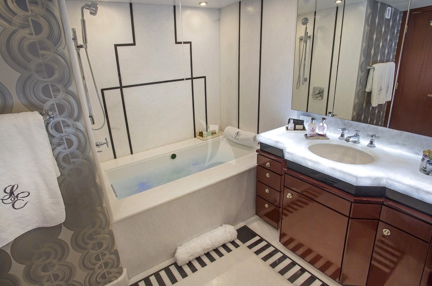 Sweet Escape 130' - Image 17