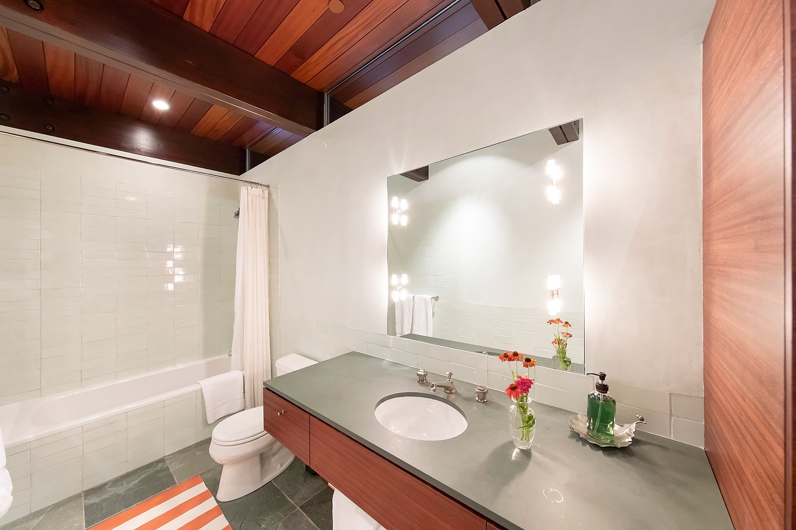 Nell Villa - Image 41