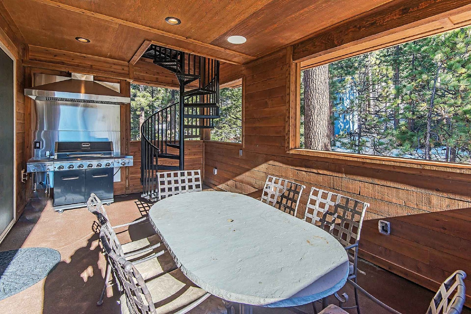 Trail Manor - Image 17