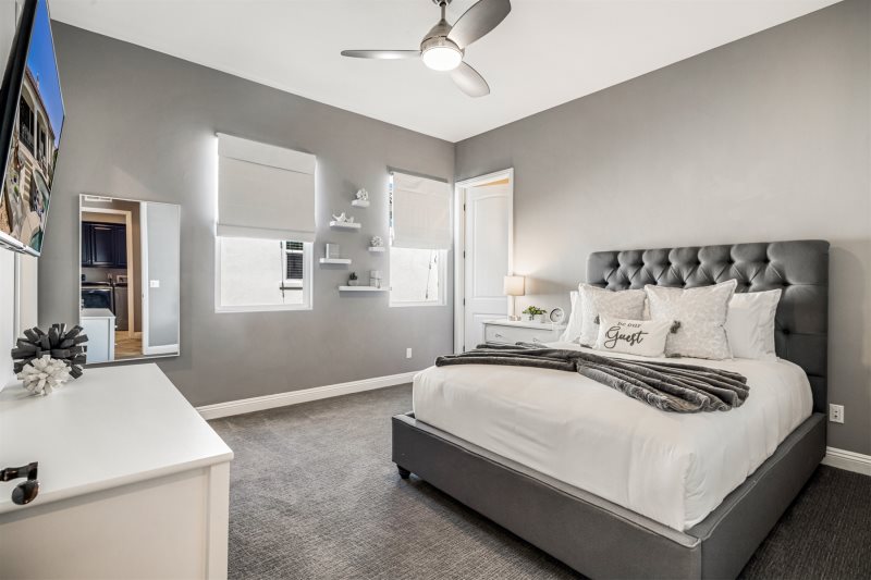 Selena Place - Image 27