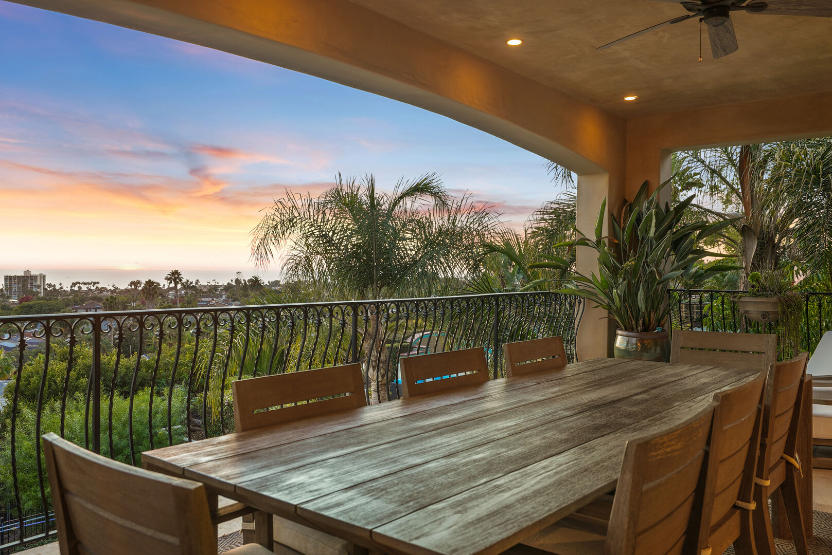 Campana House - Image 11