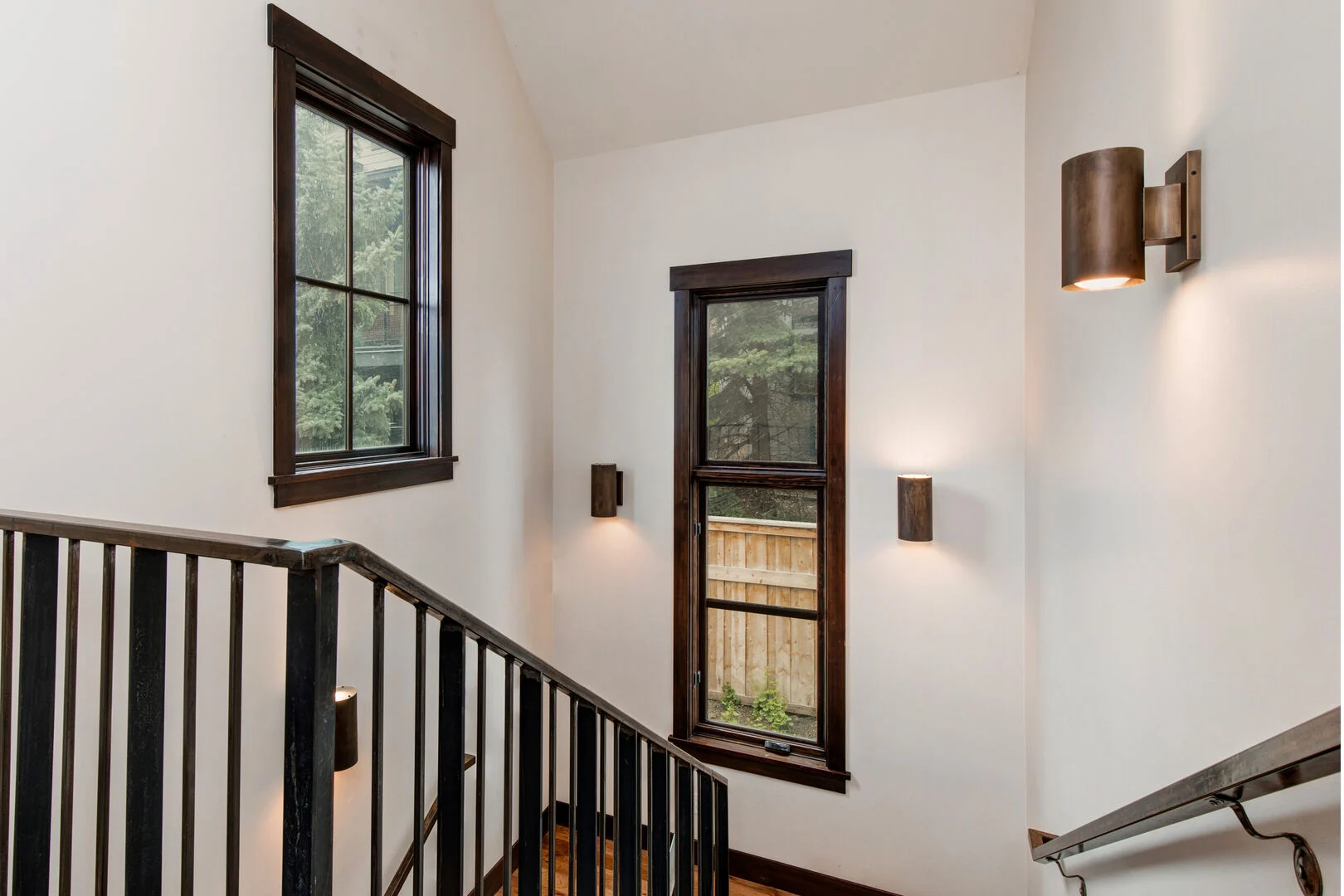 Fredericks Home - Image 20