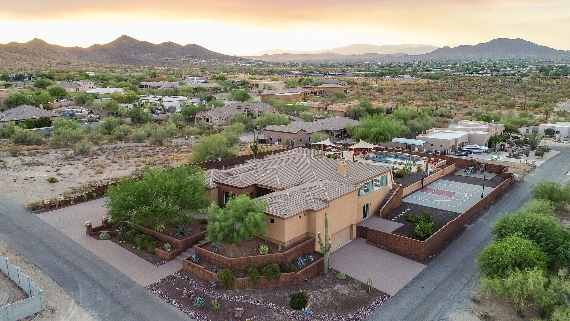 West Rock Villa - Image 56