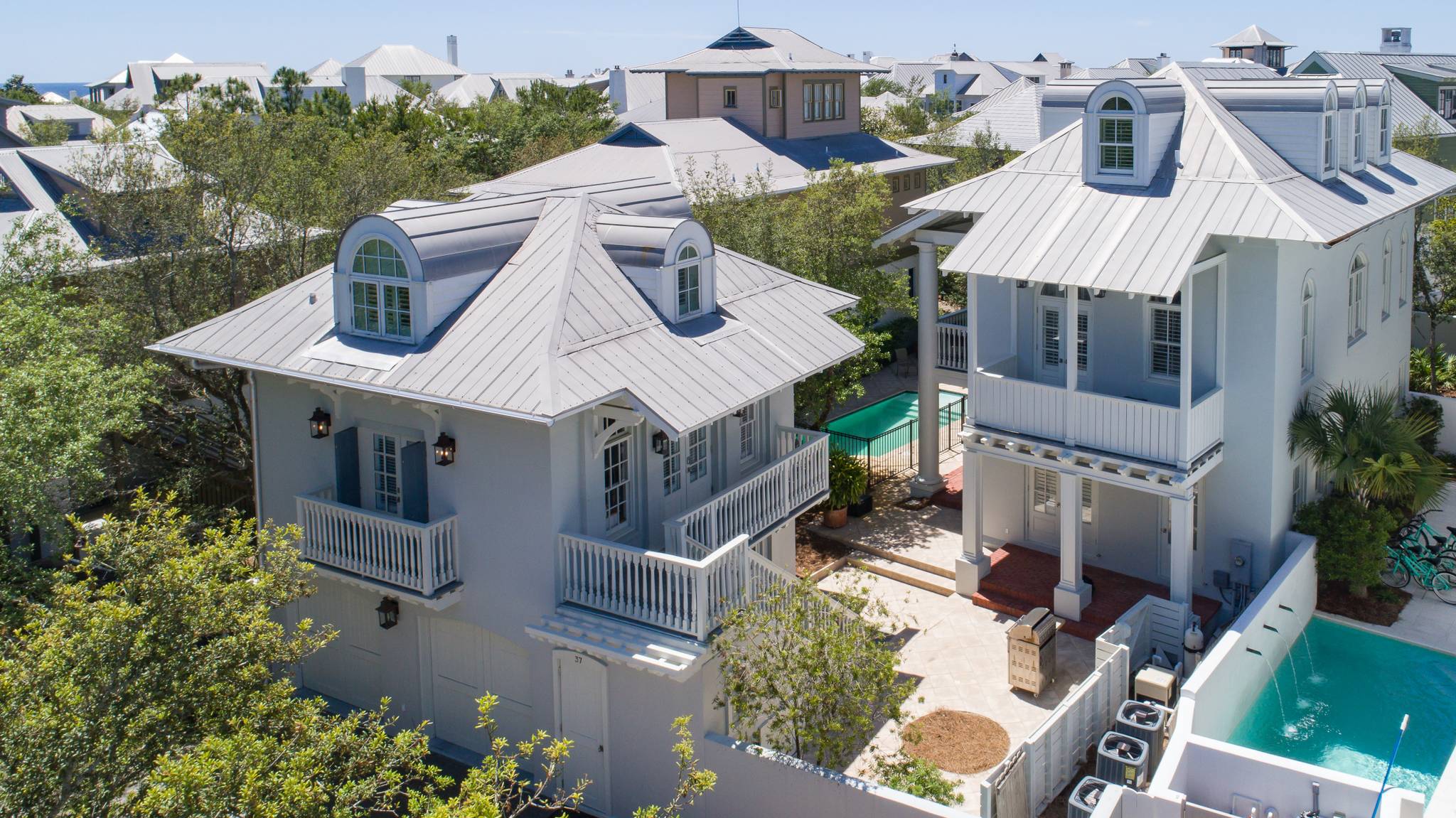 Blue Fish Home - Image 31