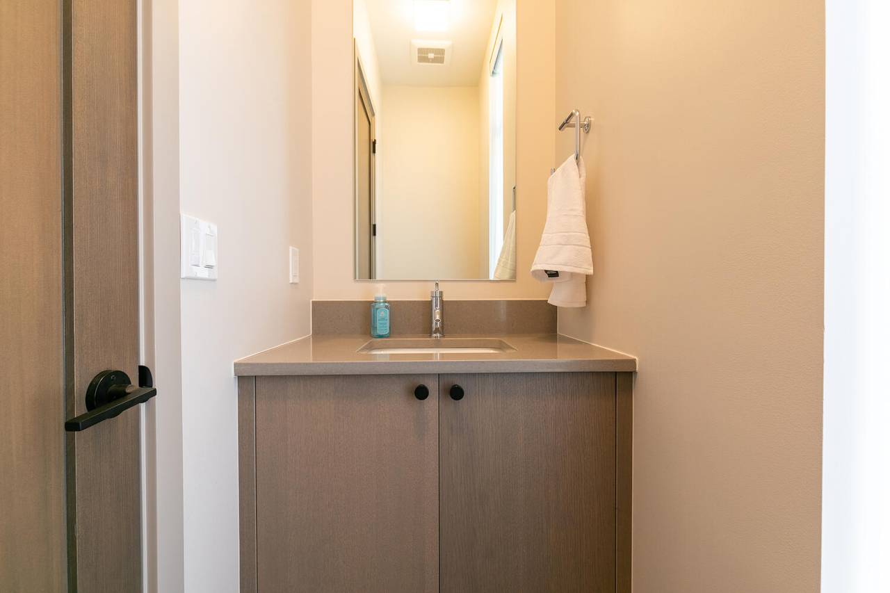 Spring House - Image 18