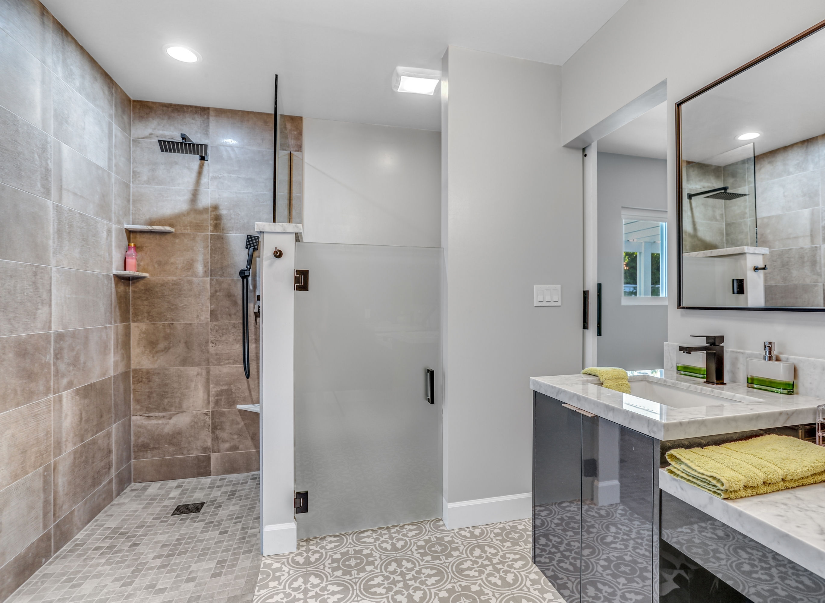 Farrell House  - Image 23