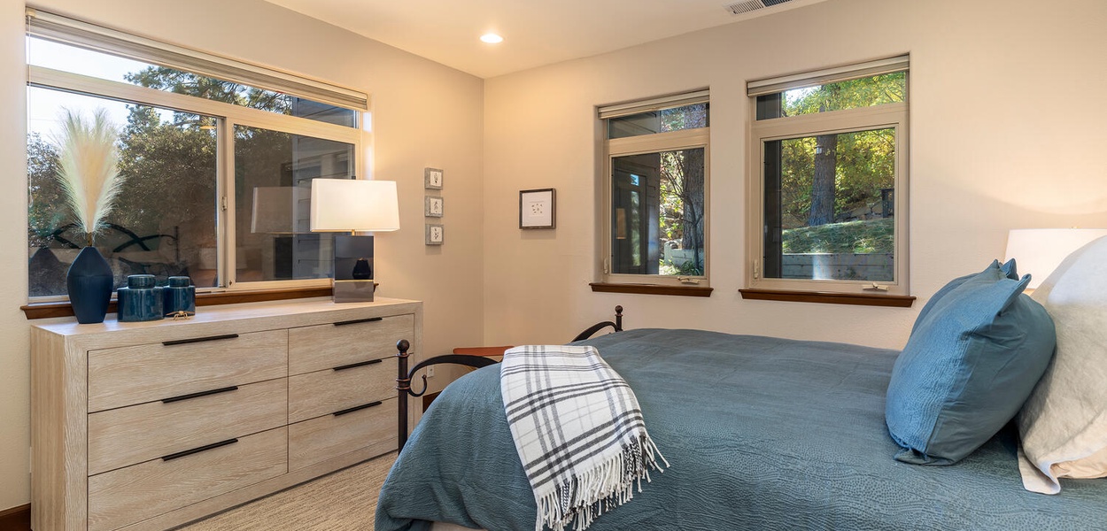 Pine Nut Home - Image 20