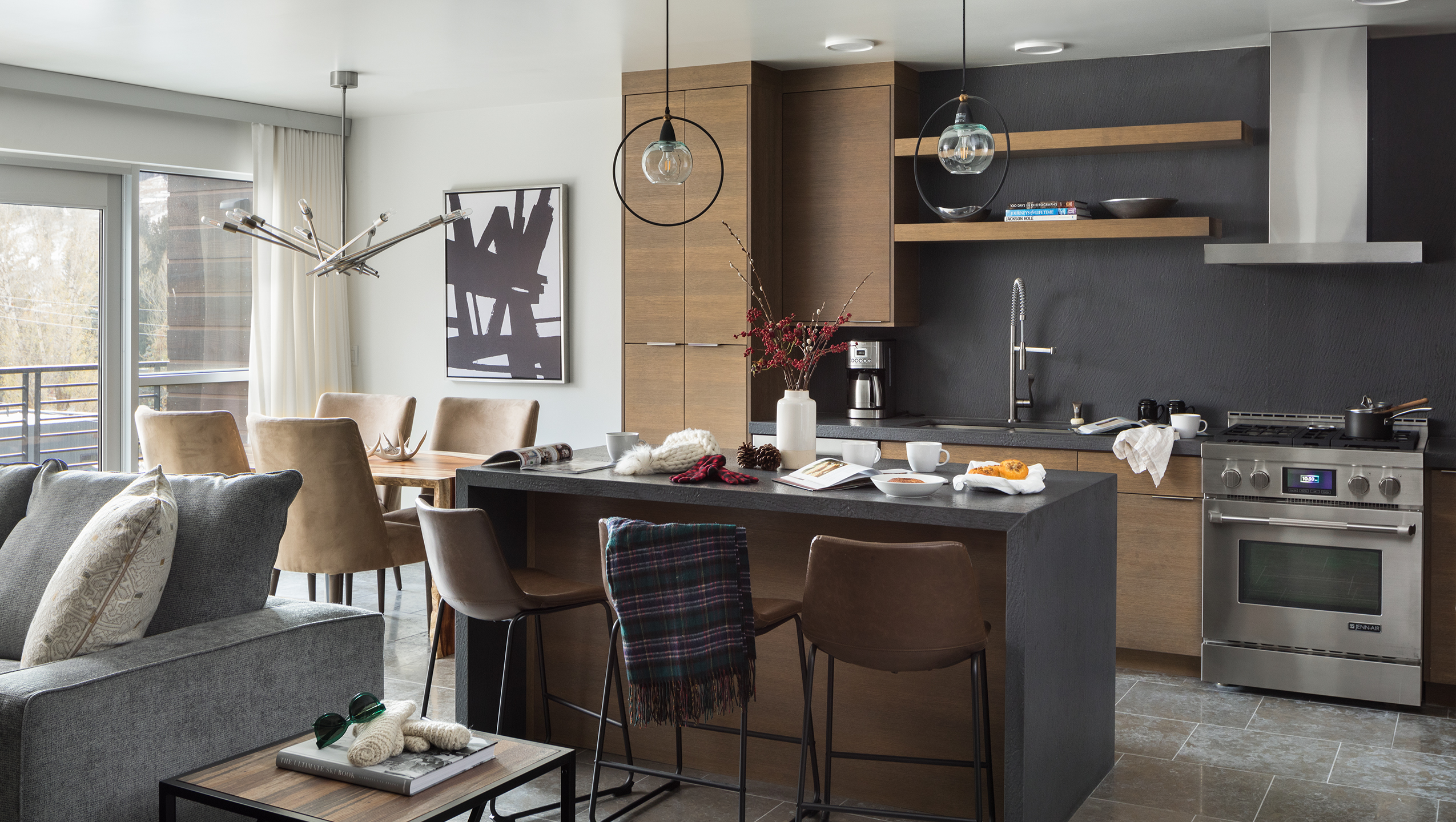 Leigh Home - Image 3