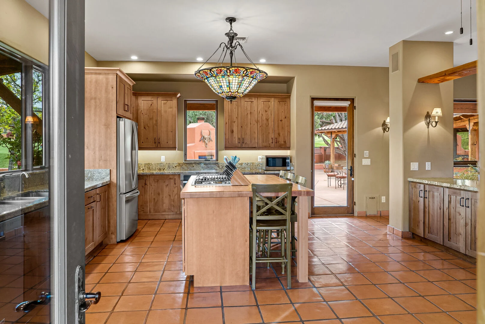 Hotsko House - Image 15