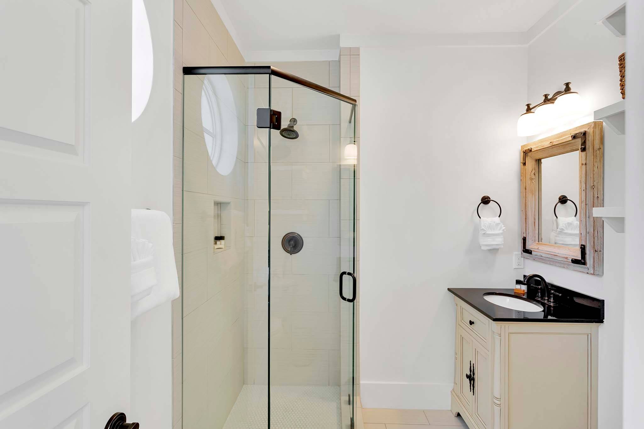 Flip Flop Place - Image 30