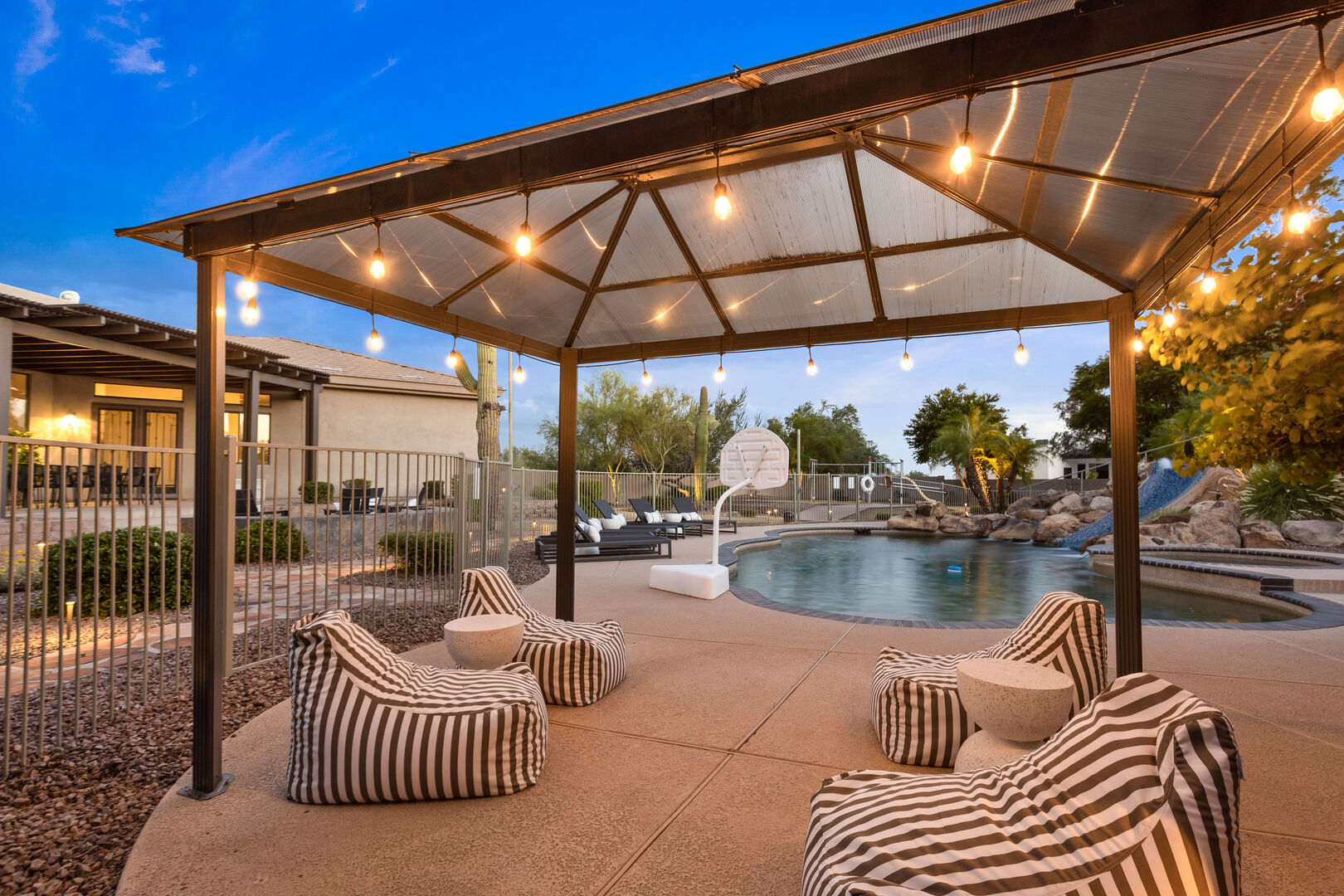 Redbird Manor - Image 32