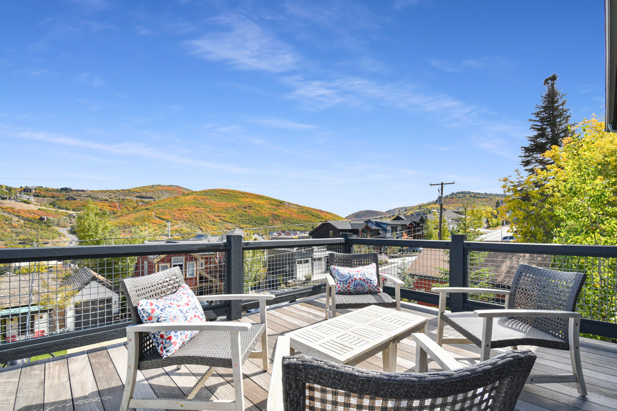 Red Wagon House - Image 19