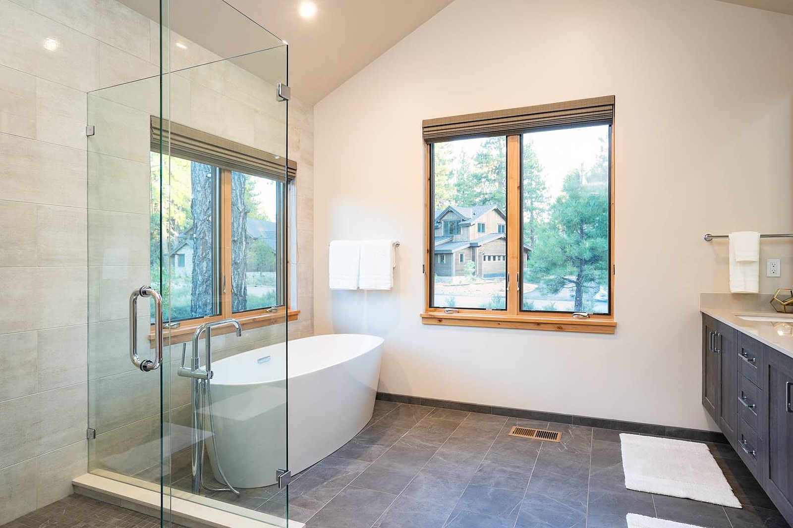 Sutter House - Image 21