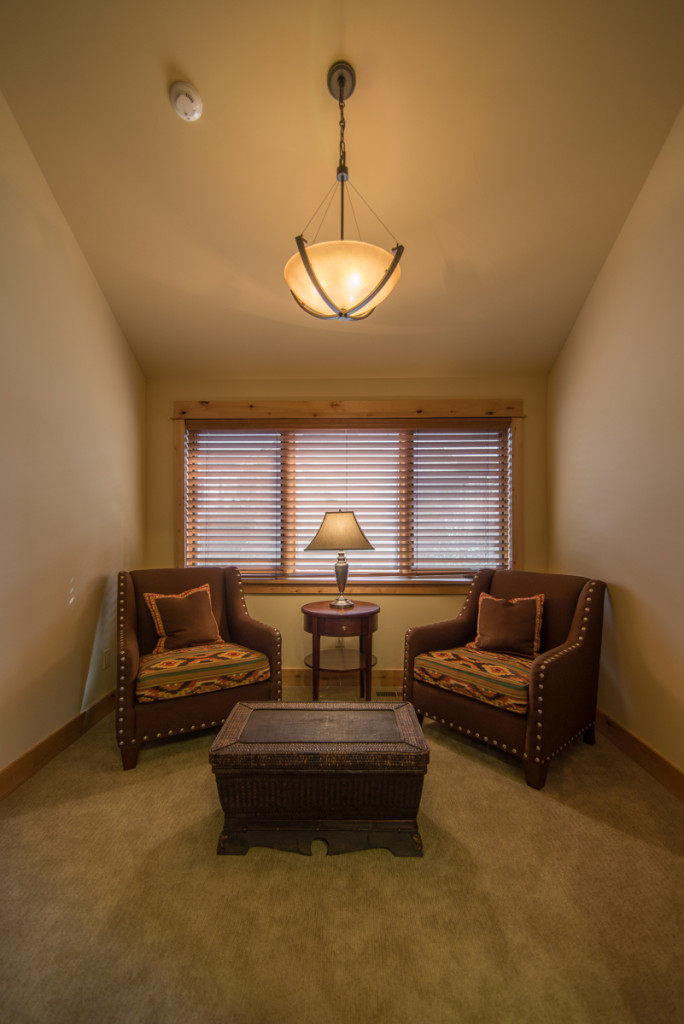 Ponderosa Home - Image 9