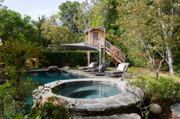 Honeysuckle House - Image 59