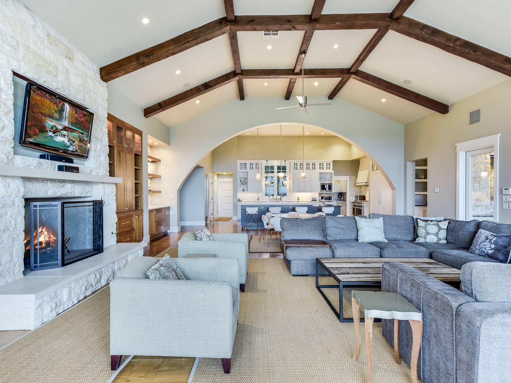 Walker Manor - Image 3