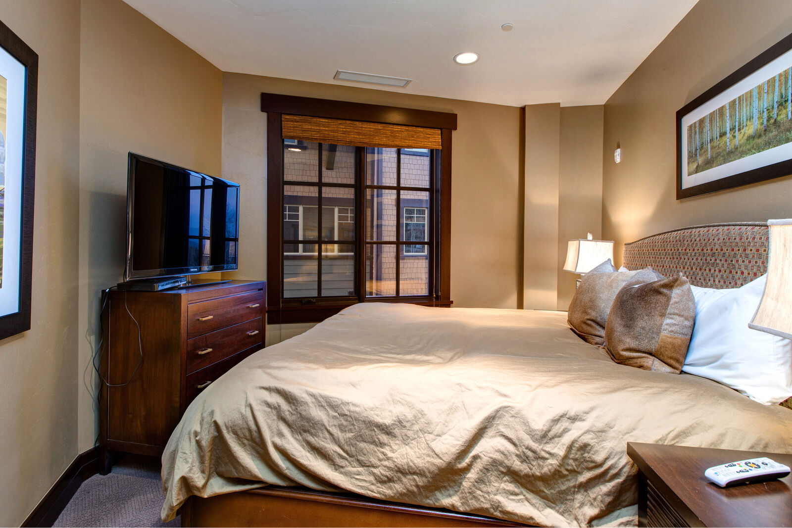 Peak Home - Image 20