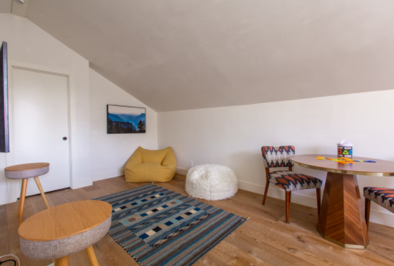 Honeysuckle House - Image 51