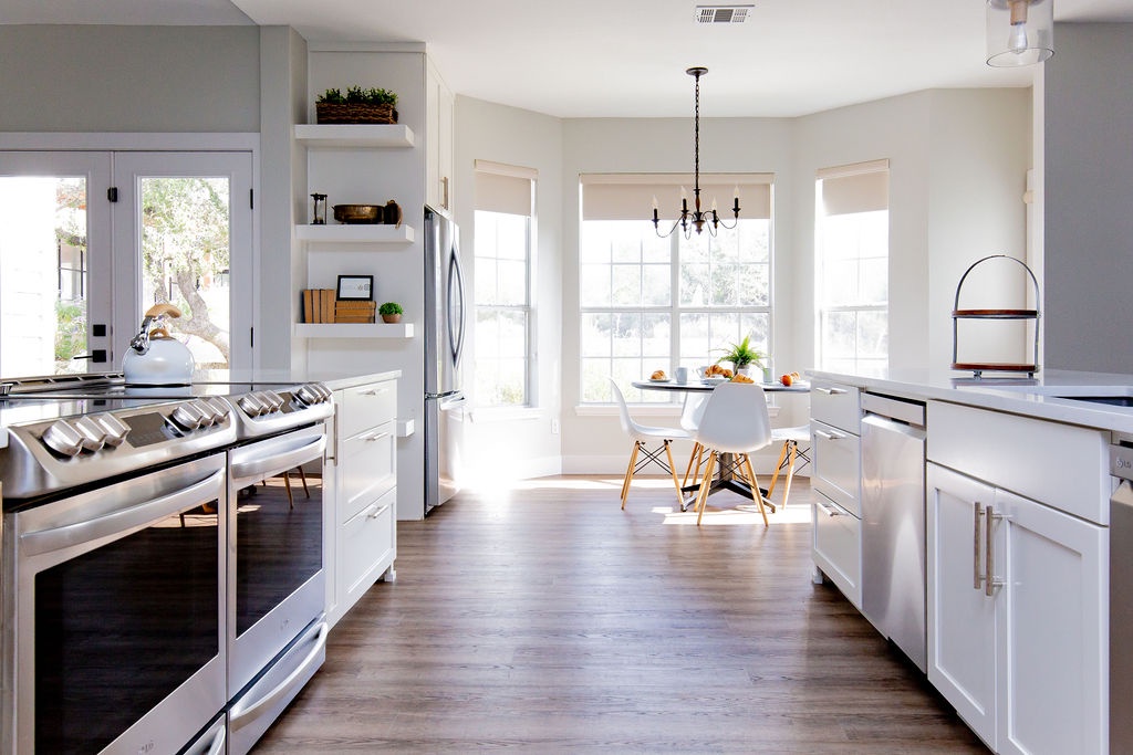 Sundown Manor - Image 7