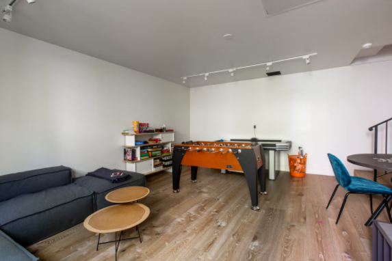 Honeysuckle House - Image 49