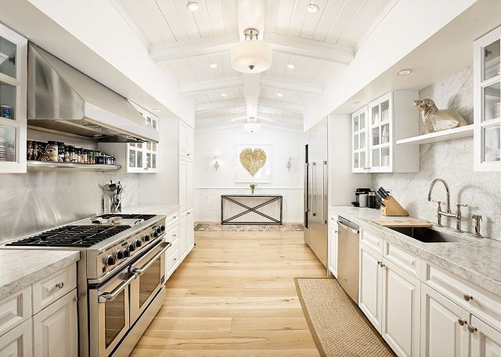 Chair Place - Image 8