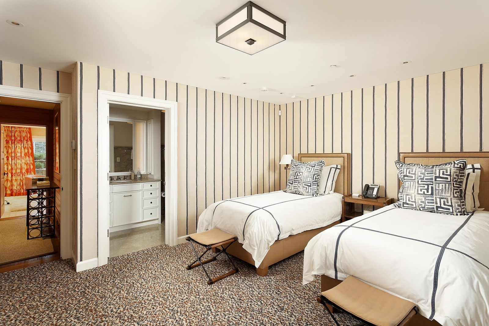 Roaring Manor - Image 42