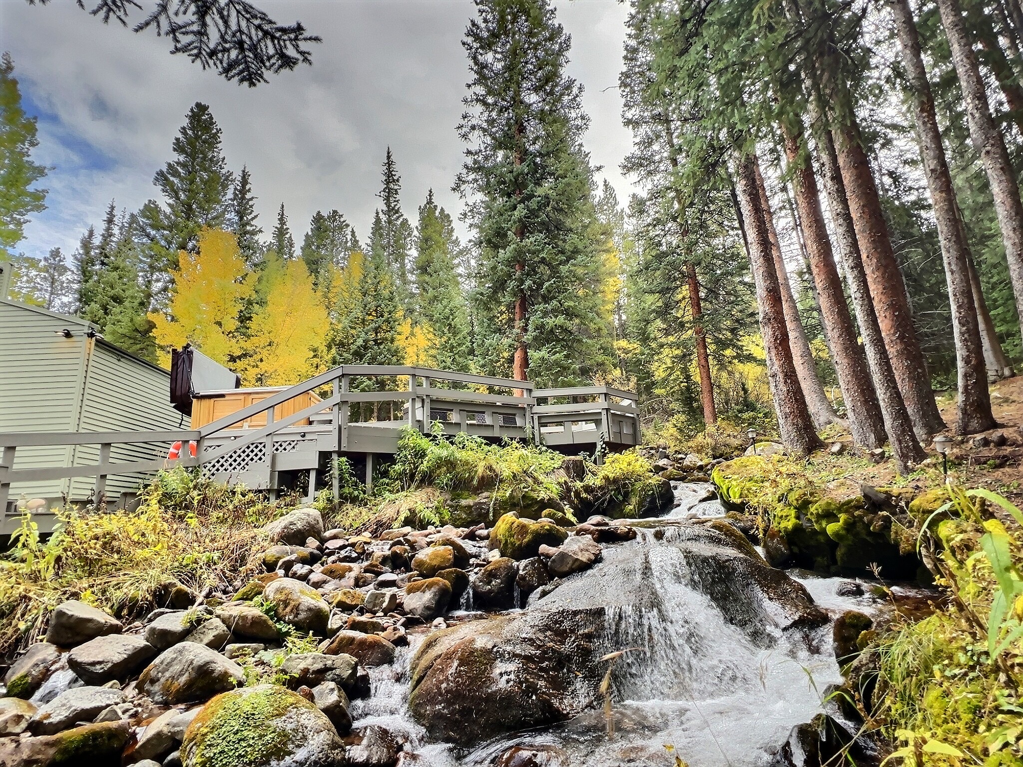 Creekside Chateau - Image 43