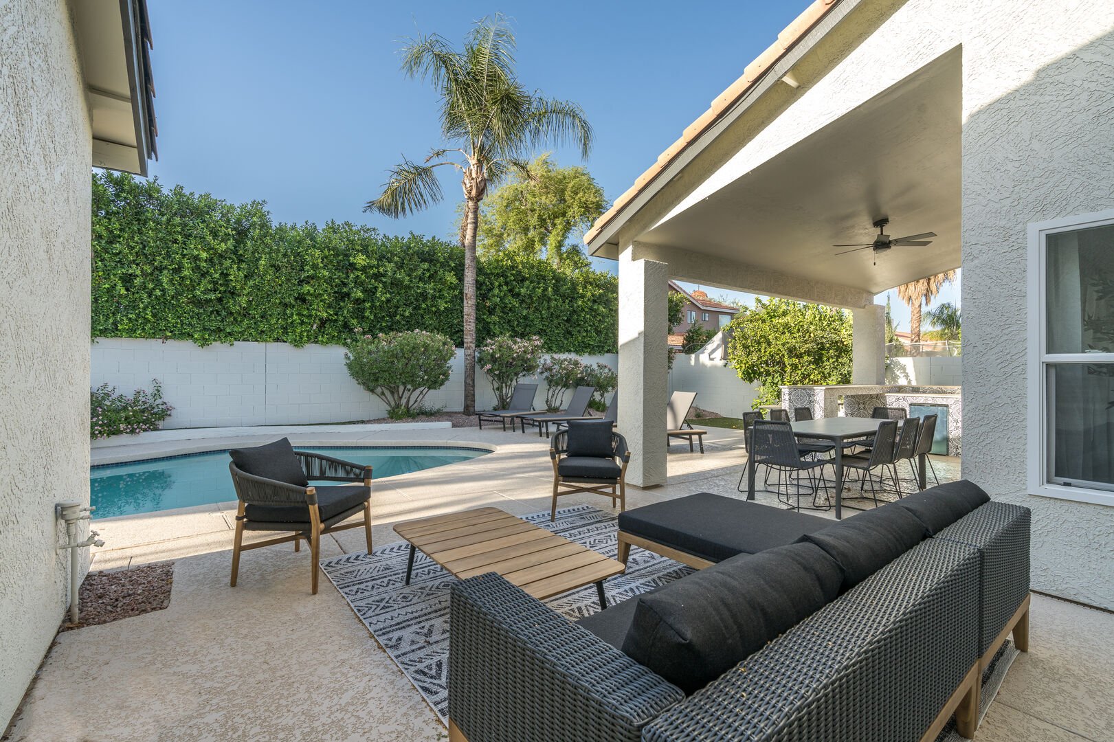 Sandra Place - Image 32