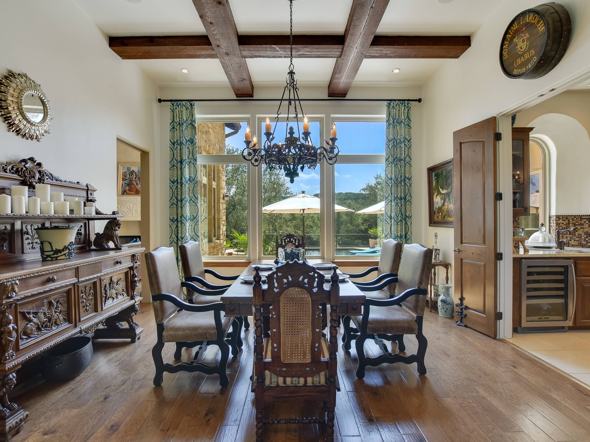 Rock Cedar House - Image 8