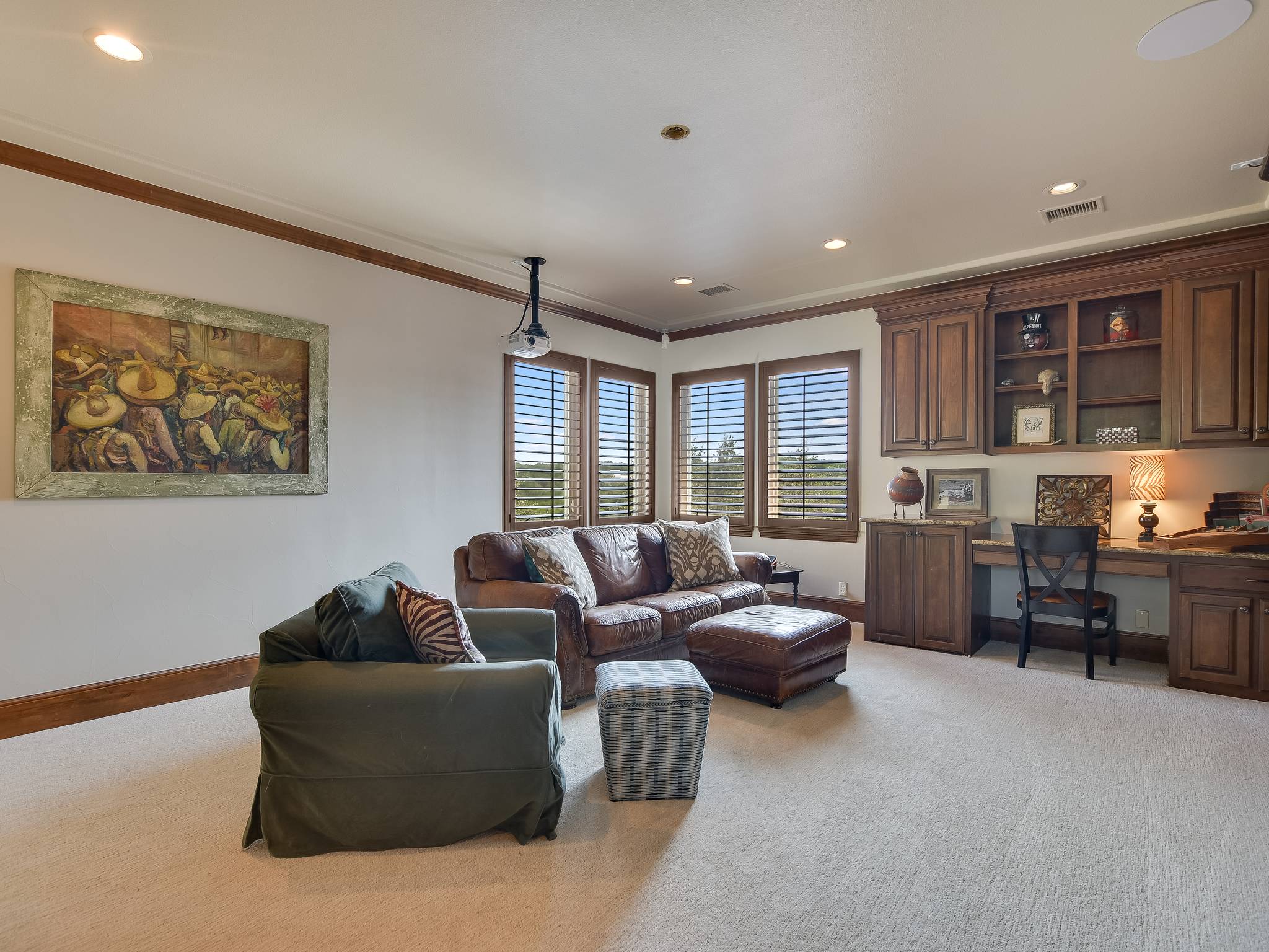 Rock Cedar House - Image 18