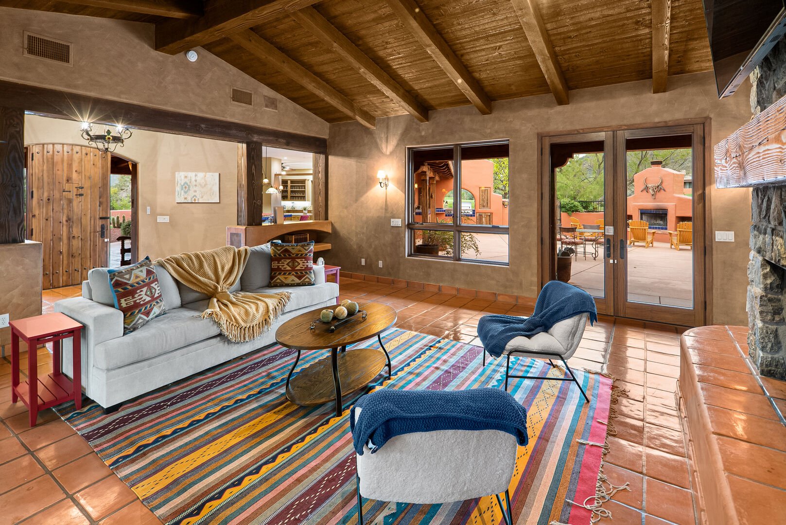 Hotsko House - Image 3