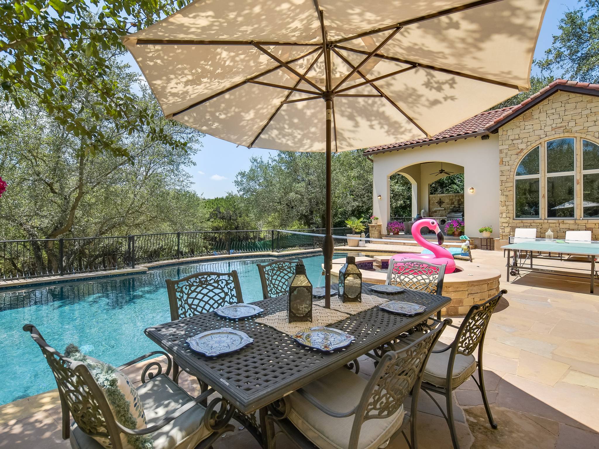 Rock Cedar House - Image 42