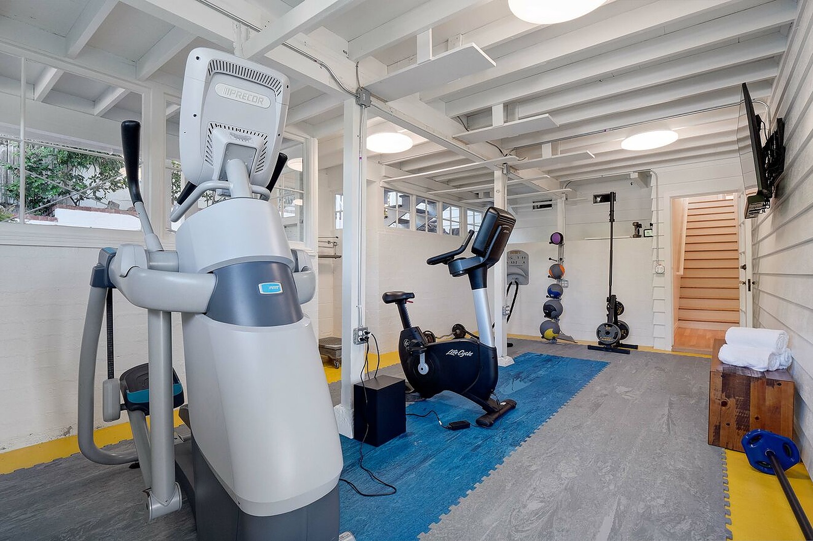 Field Villa - Image 30