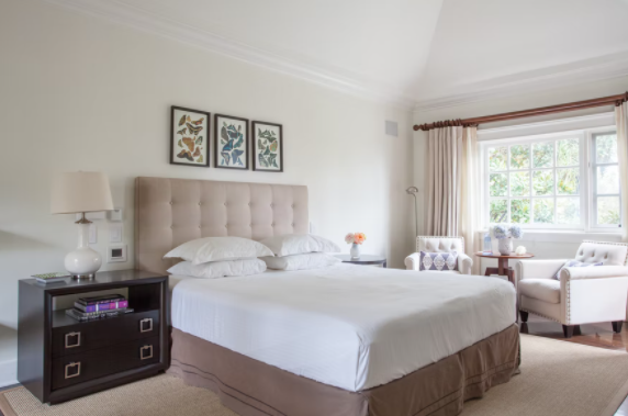 Hillside House - Image 11