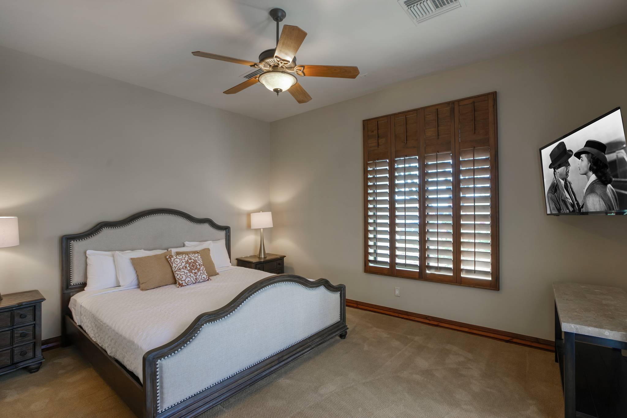 Pinnacle Vista Manor - Image 12