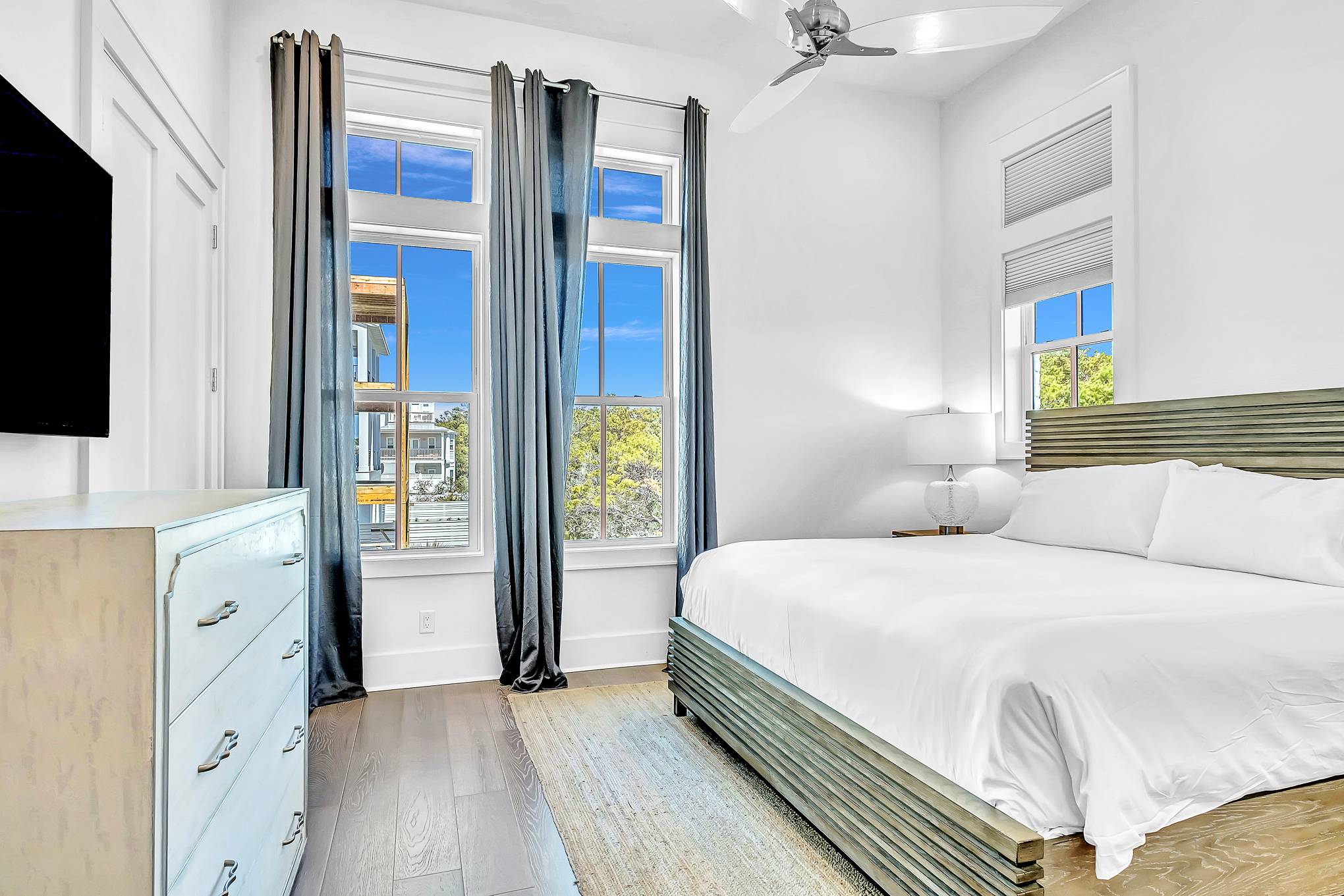 Lantern Manor - Image 50