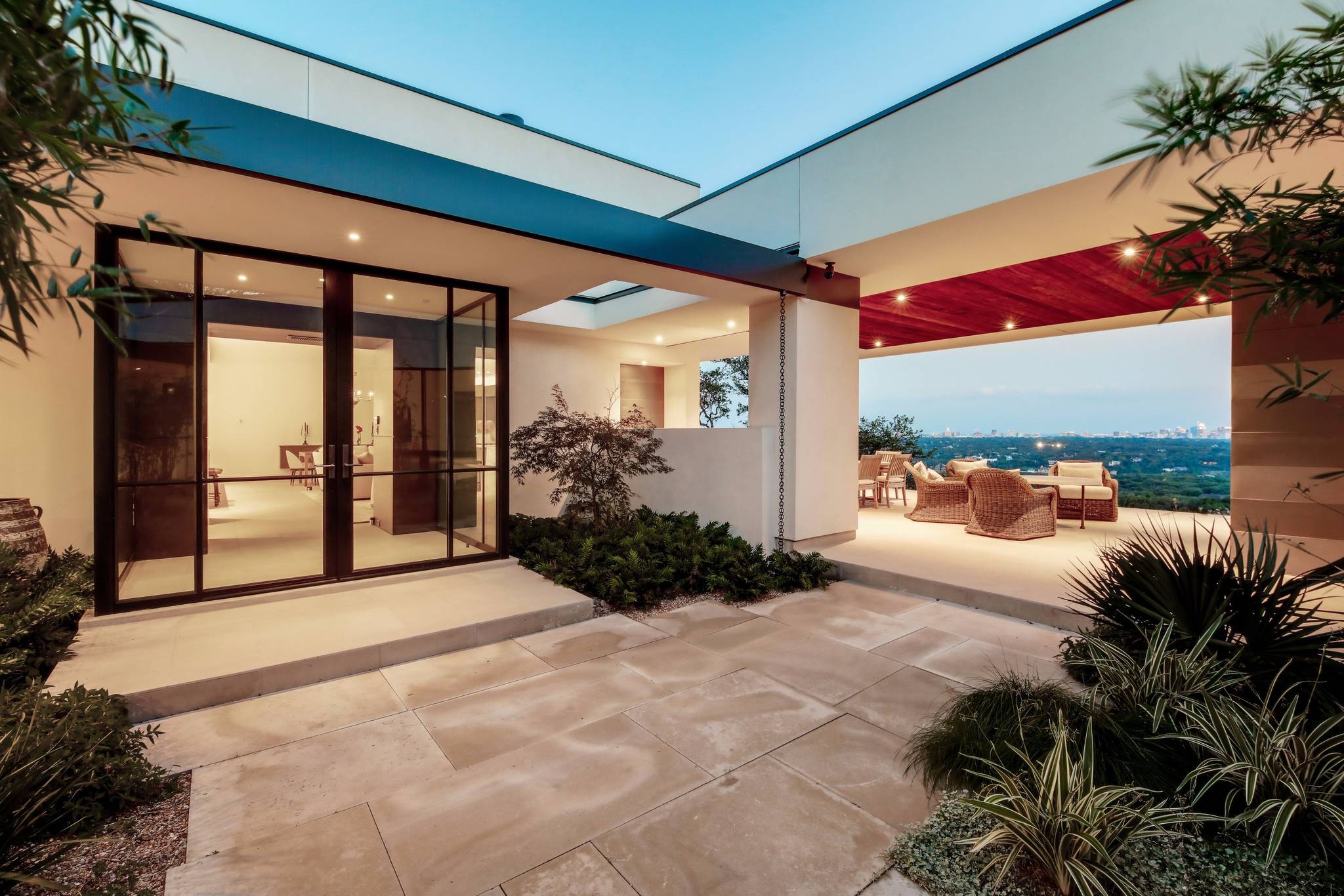 Leon Home - Image 48