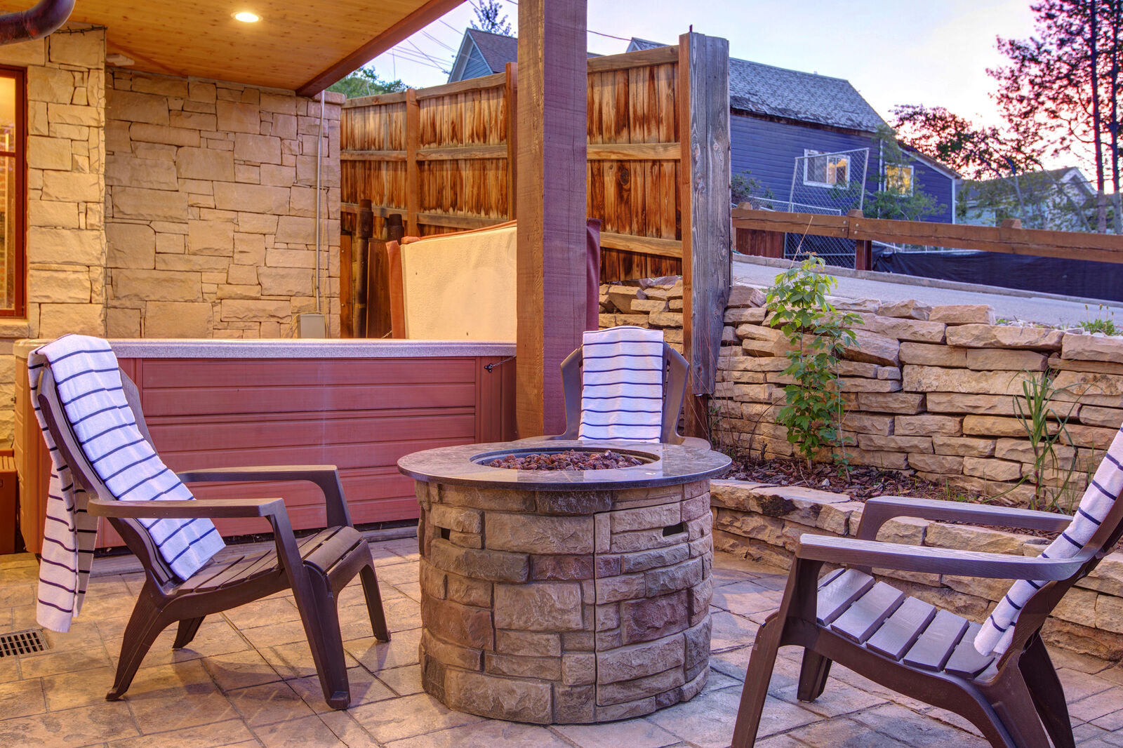 Woodside House - Image 19