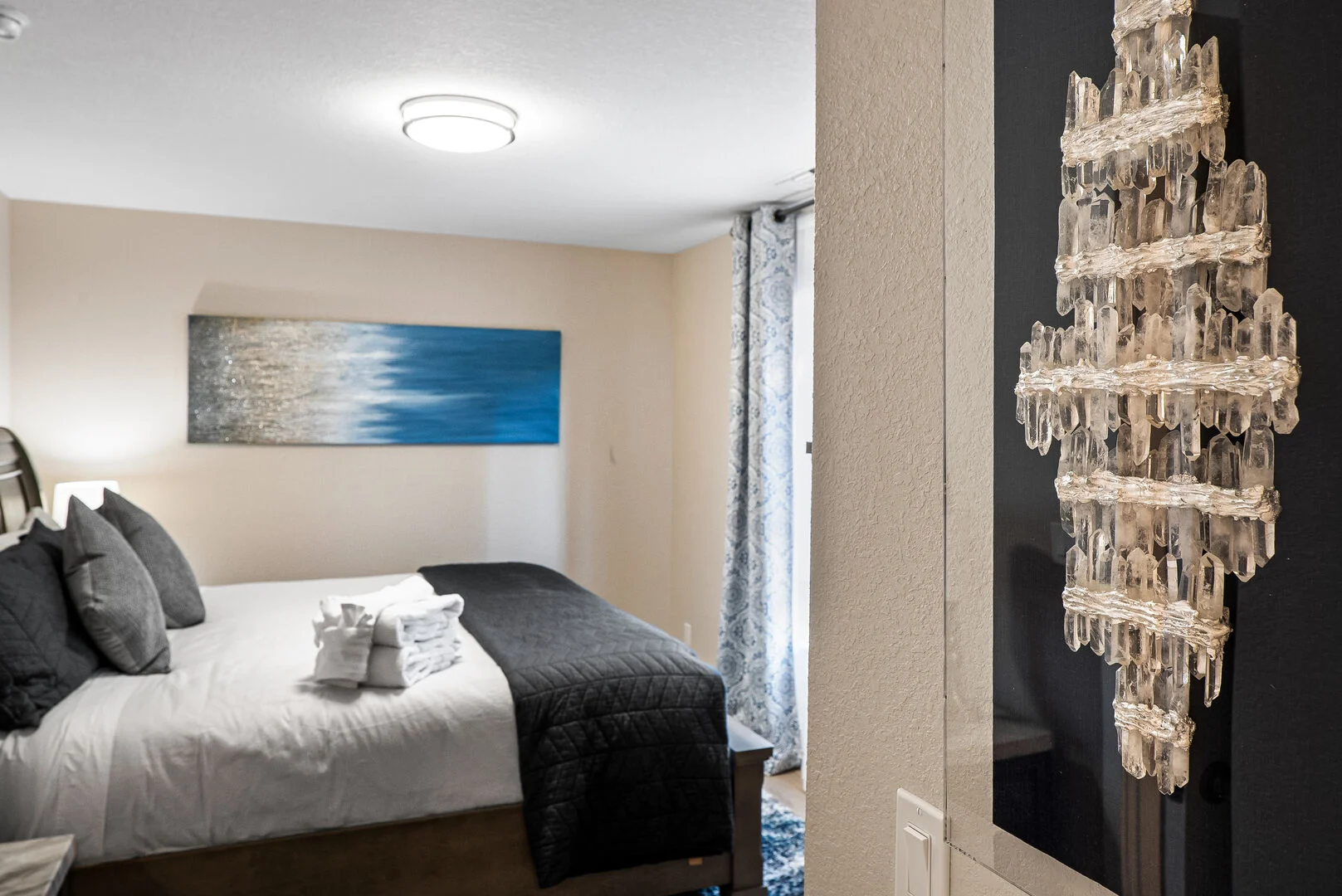 Saddle Peak Home - Image 25