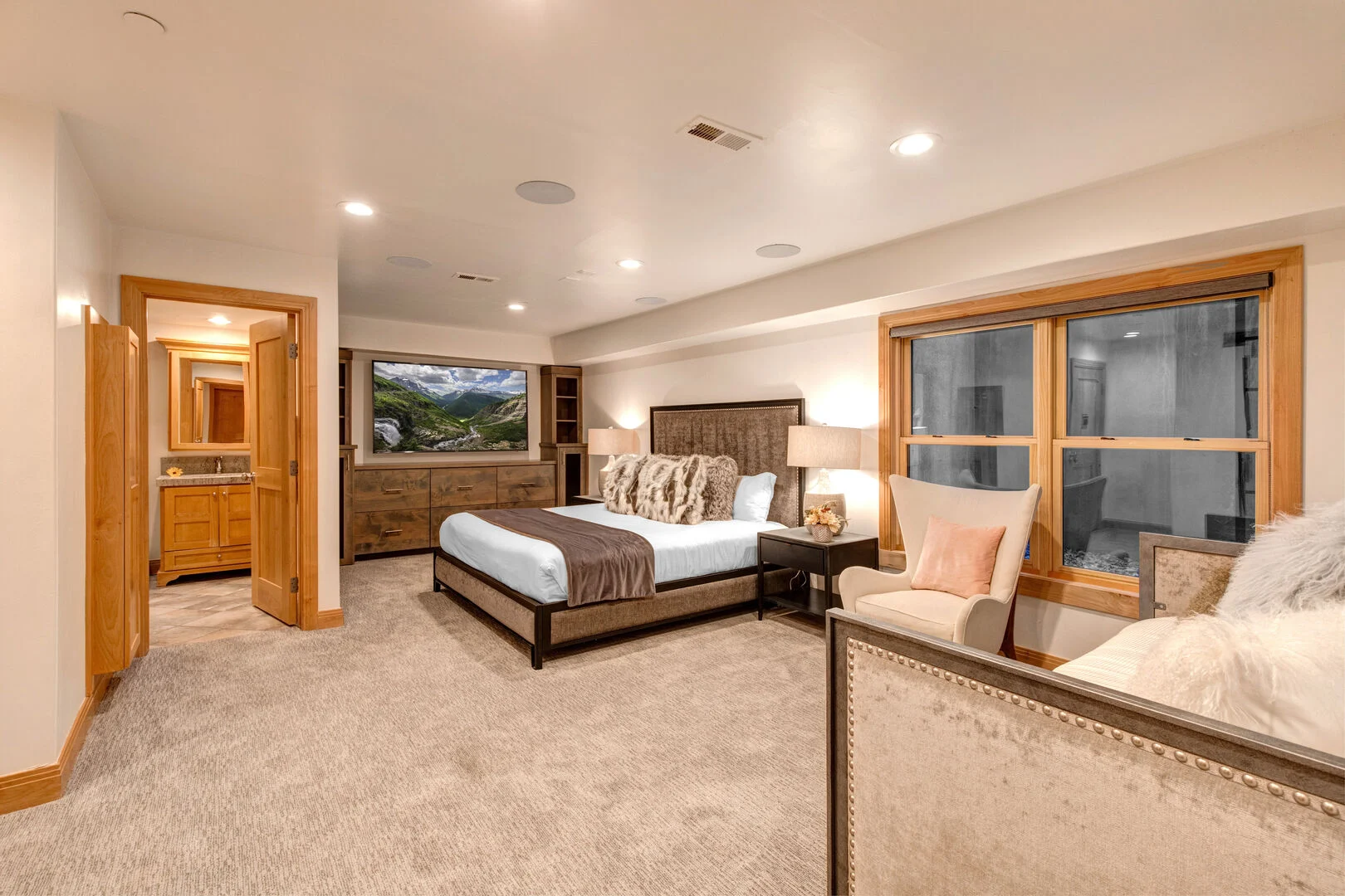 Flatiron Place - Image 33