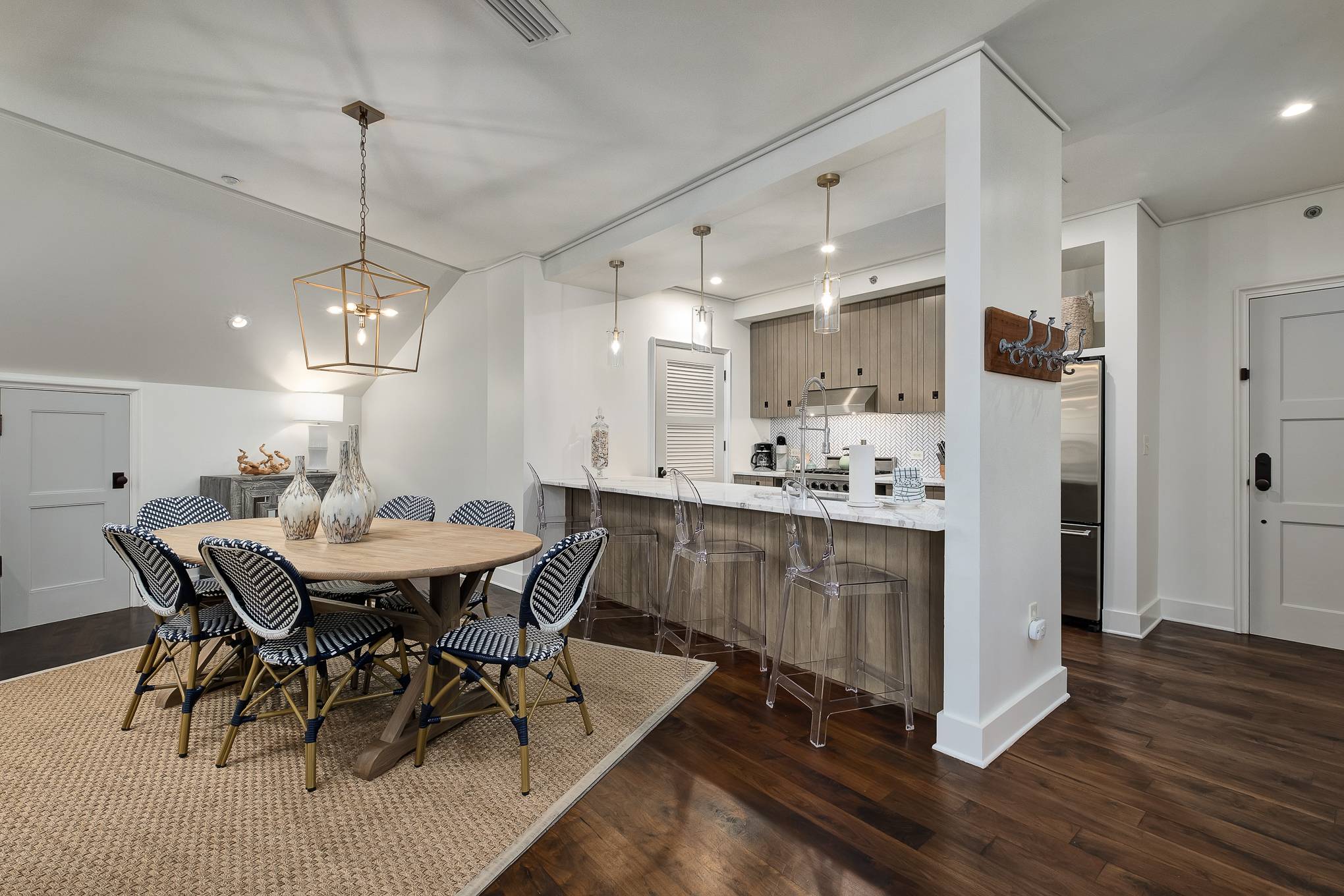 Bowfin Home - Image 7