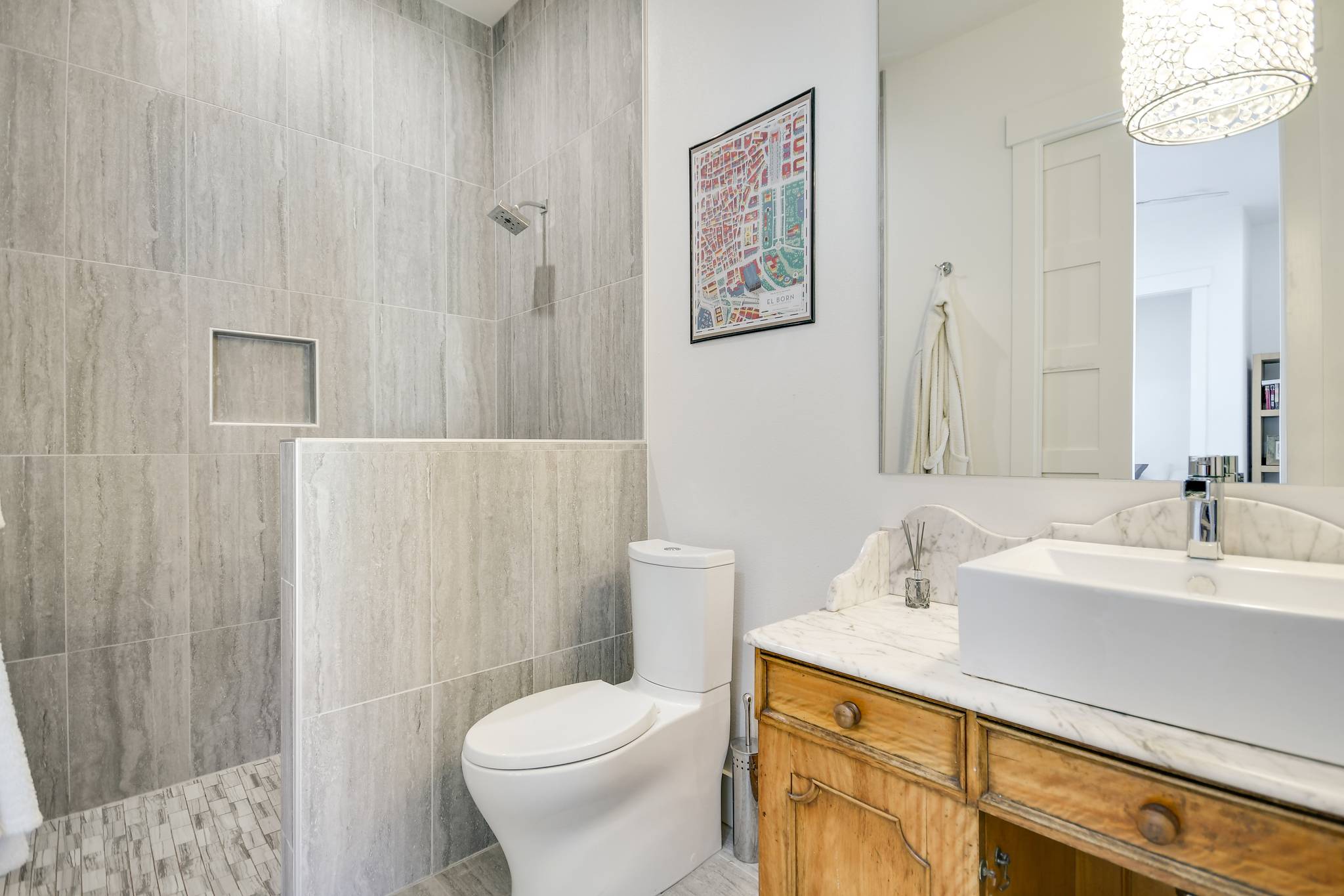 Lima Place - Image 30