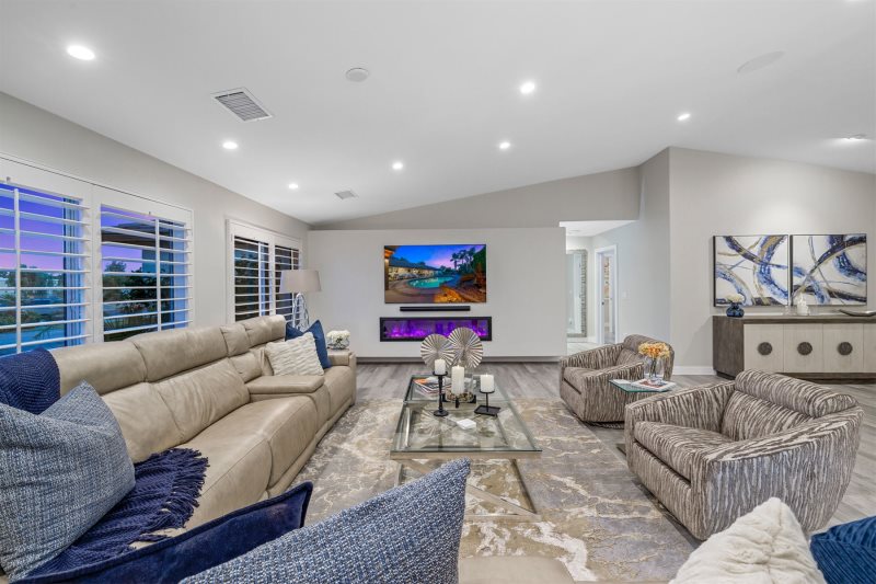 Cove House - Image 5