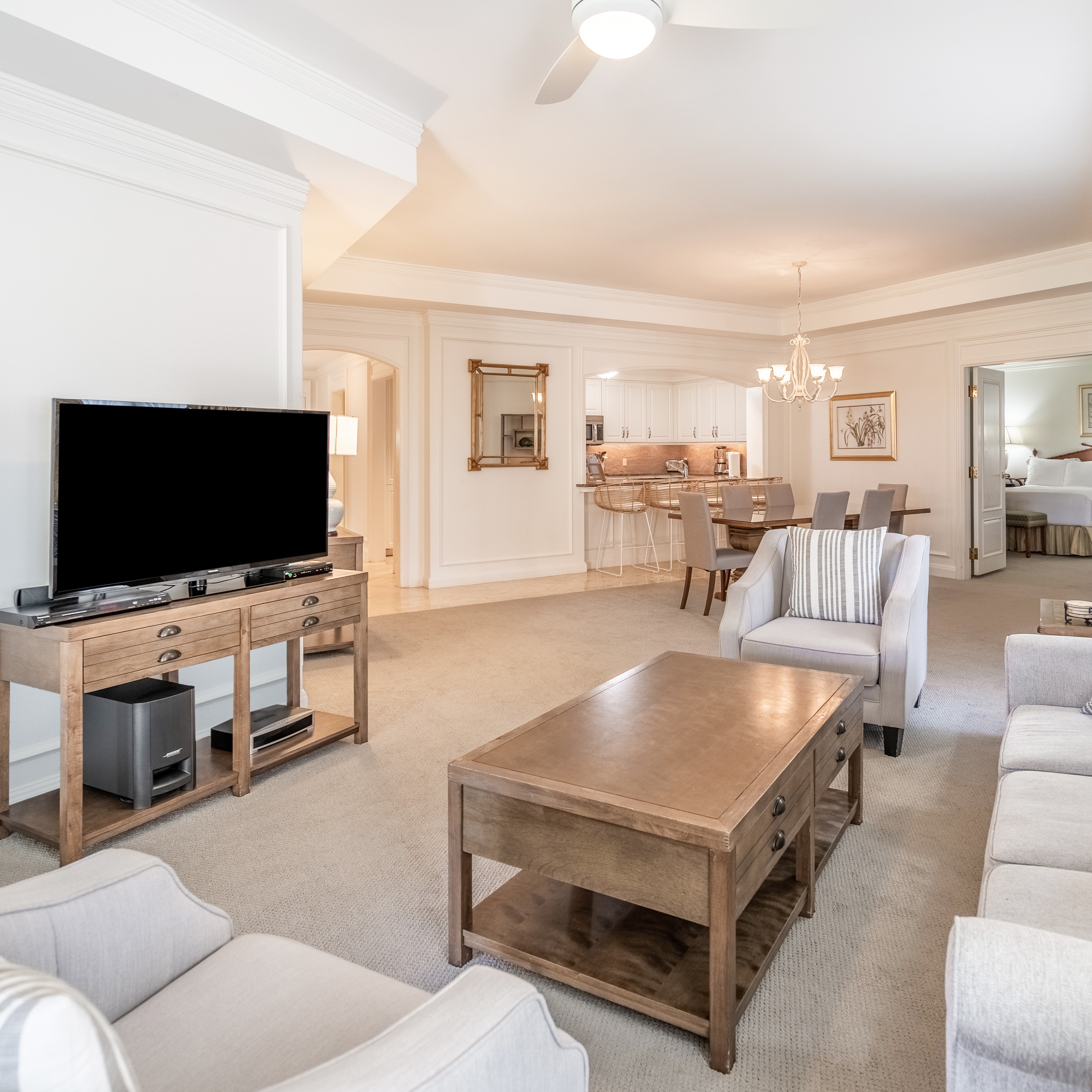 Ritz-Carlton Residence #103